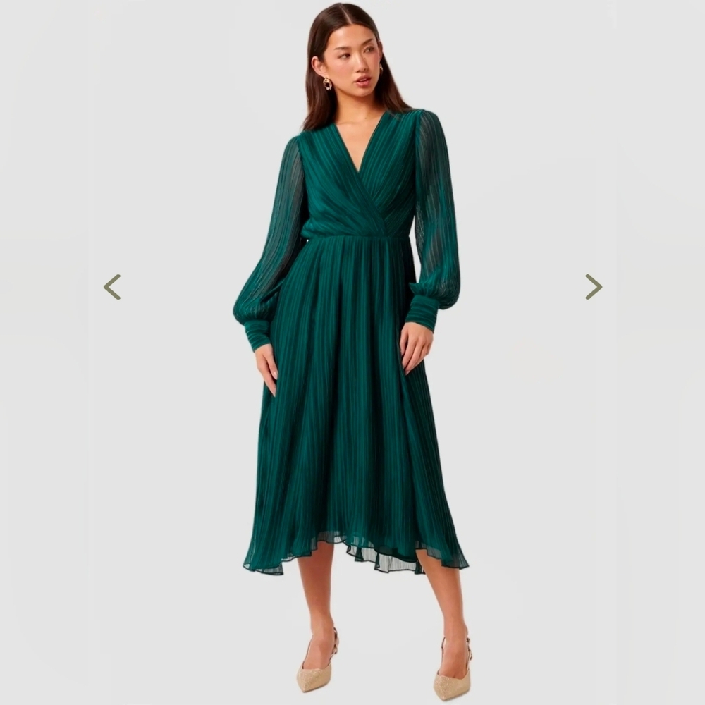Forever New Teal Pleated V-Neck Long Sleeve Midi Dress